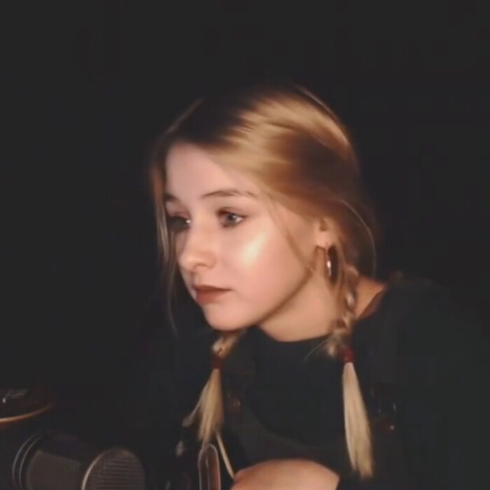 6686体育金牌作者Emma