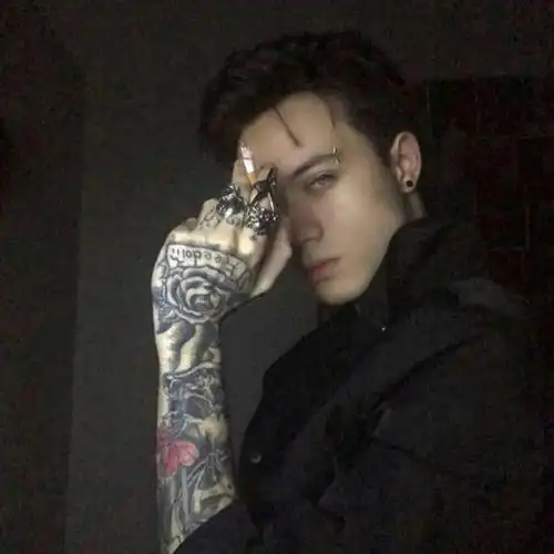 6686体育银牌作者Lilah