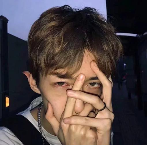 6686体育钻石作者Gianna