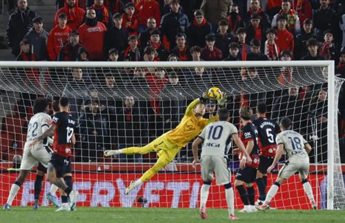 มายอร์ก้า VS โรบัสท์