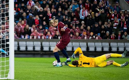 ผลการแข่งขันที่ผ่านมา UY กับ สโลวีเนีย