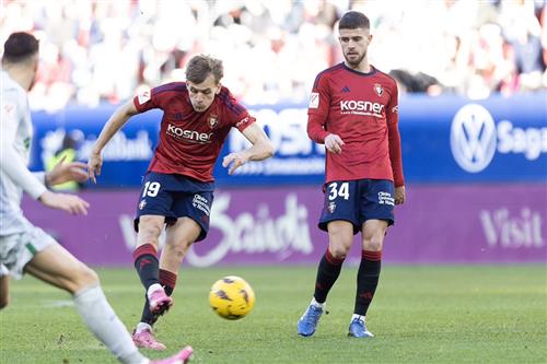 แข็งแกร่ง vs เกตาเฟ่