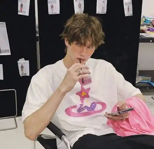 6686体育铁牌作者旧时风