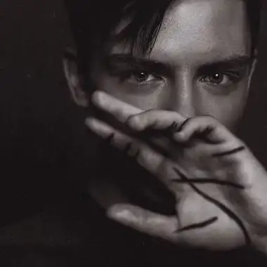 6686体育金牌作者Gareth