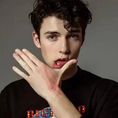 6686体育钻石作者琉璃水色